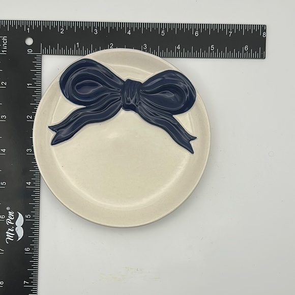 Elegant Navy and White Jewelry Dish - Picture 6 of 6
